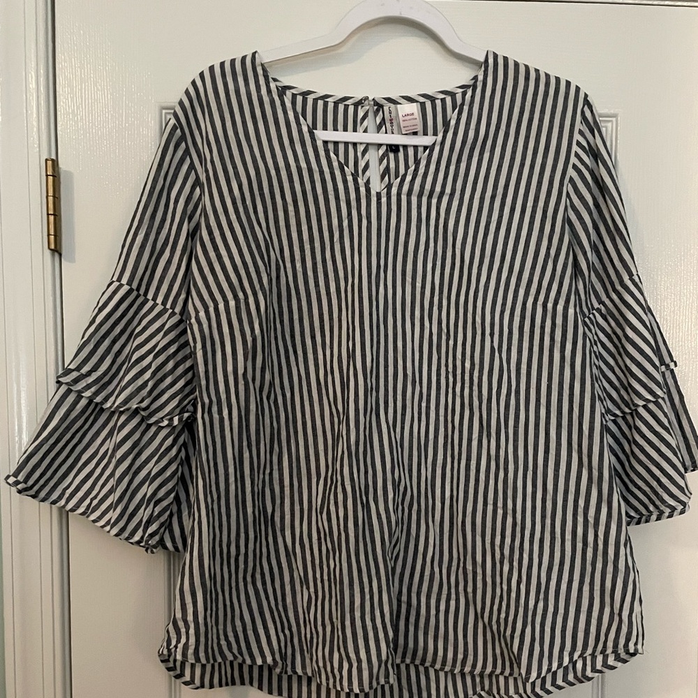 Striped maternity shirt